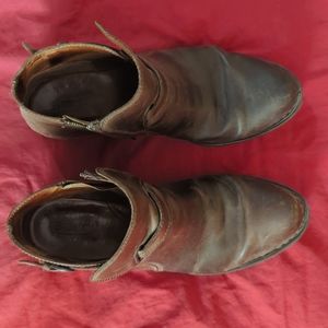 Born Ankle Boots Size 8